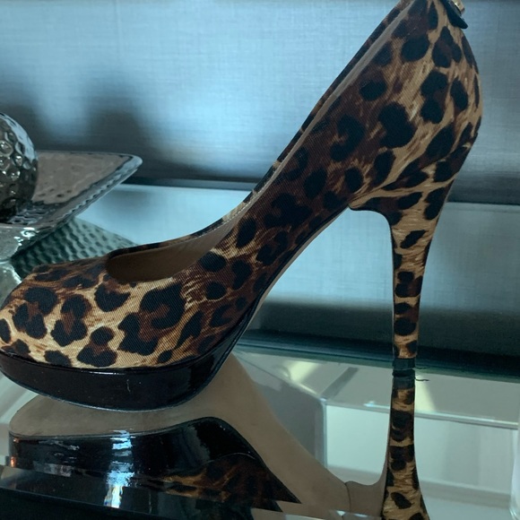 Stuart Weitzman shoes - Picture 3 of 7